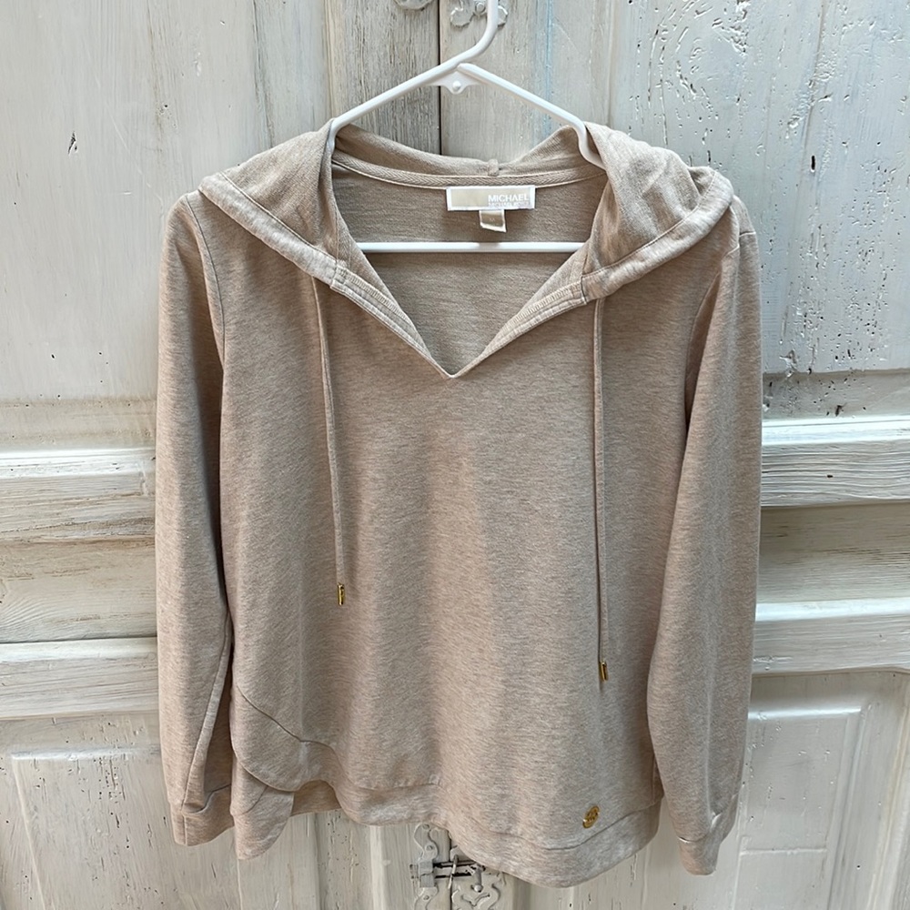 Michael Michael kors size M pullover sweatshirt with hoodie